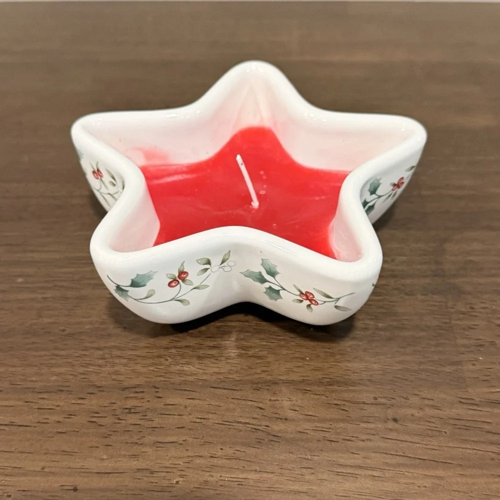 Vintage 1997 Christmas Pfaltzgraff Winterberry Star Votive Candle Scented